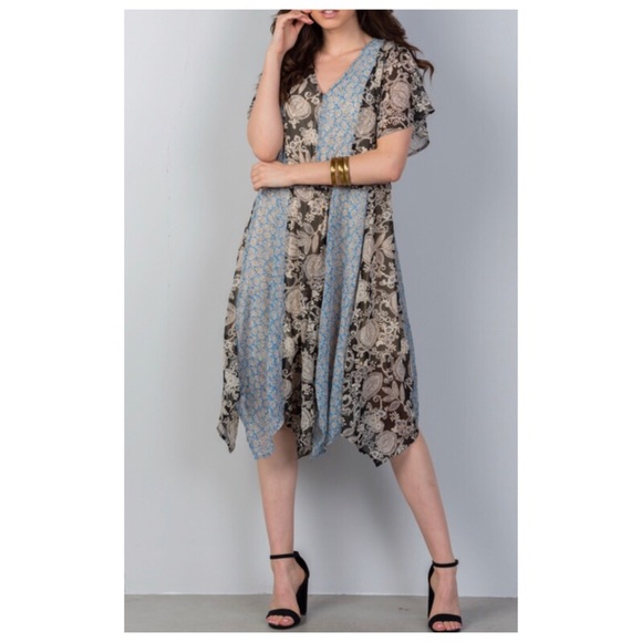 Dresses & Skirts - DANCE & MARVEL Mix Match Floral Print Midi Dress